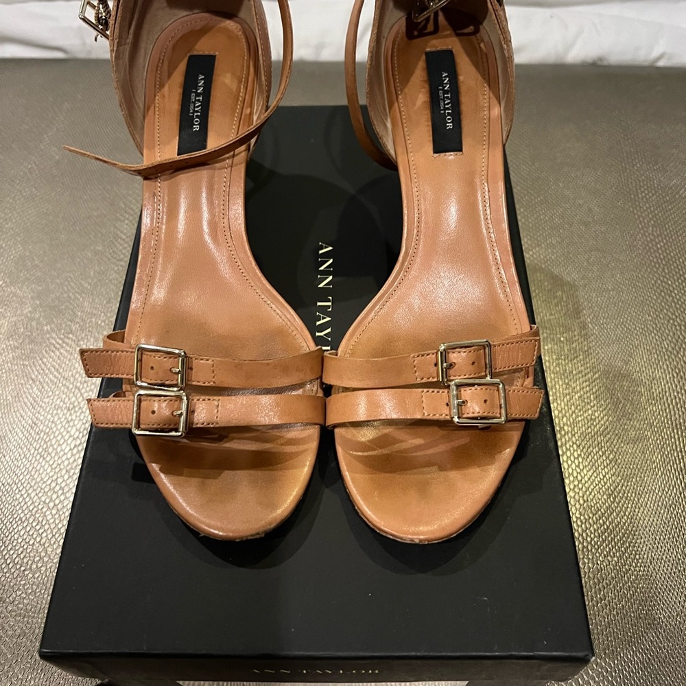 Camel Strapped Leather Sandals 👡 3 inch heels